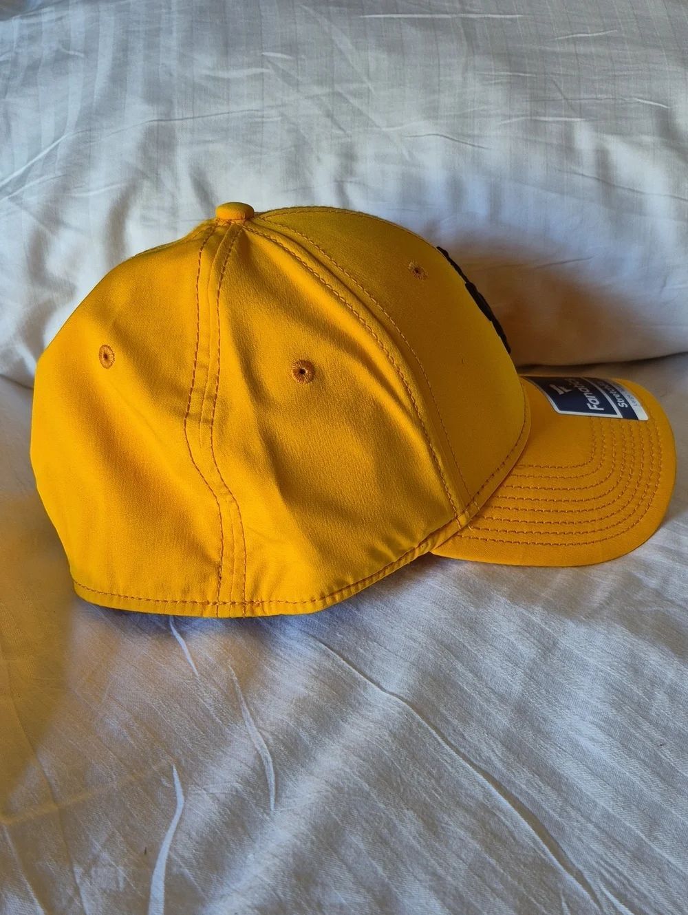 Fanatics University of Wyoming Cowboys Flexfit Large/XL Hat - New - Picture 8 of 11